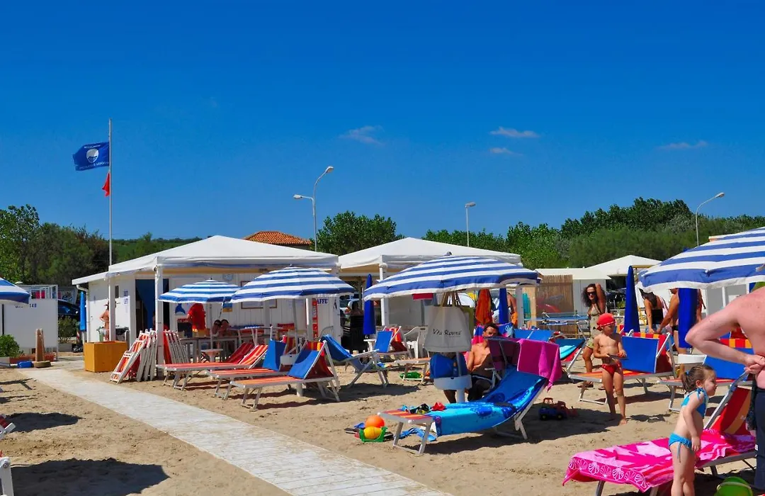 Camping Blu Fantasy-1
